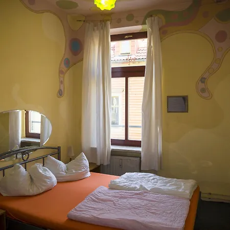 Hostel Lollis Homestay Dresden-2