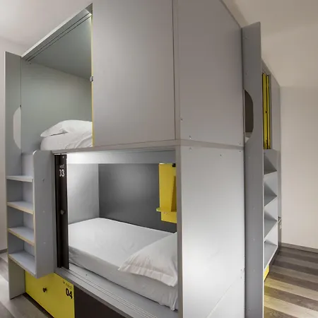 Free Hostels Roma-2