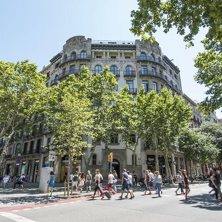 Safestay Barcelona Passeig De Gracia (Adults Only)-2