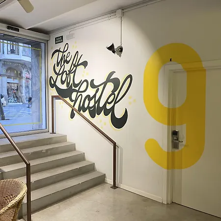 The Loft Hostel Barcelona La Pedrera-3