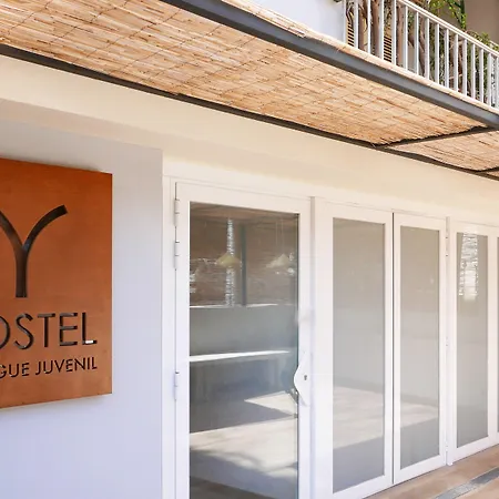 Y Hostel - Albergue Juvenil-2