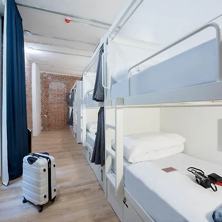 Room Gran Via-2