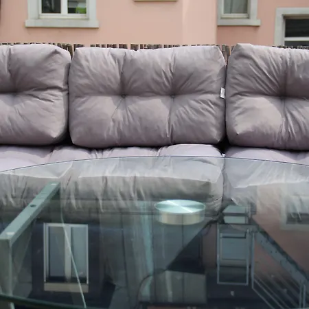 Stay2Night City Center Hostel-3