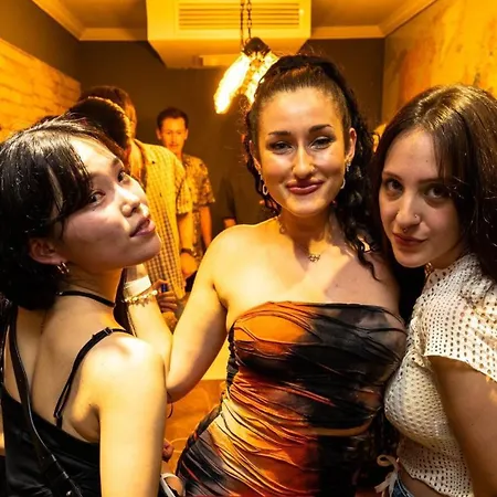 Black Swan Hostel-2
