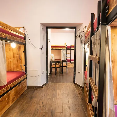 Turn Hostel-2