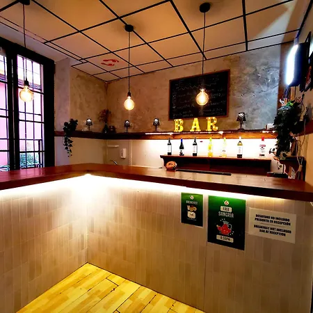 Feel Hostels City Center-2