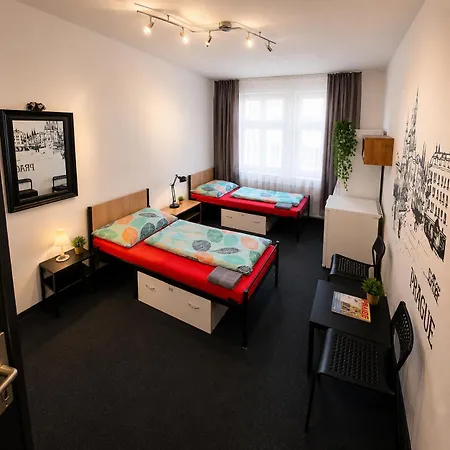 Hostel V38-3