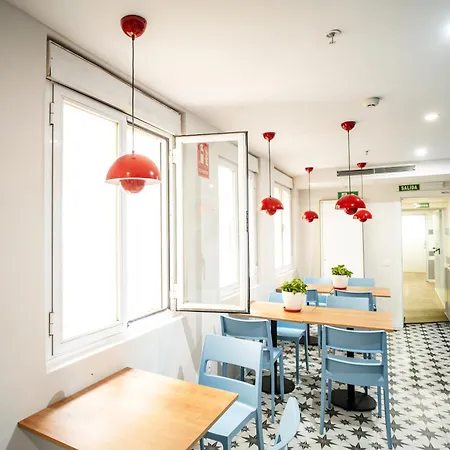 Adventure Hostel Madrid-2