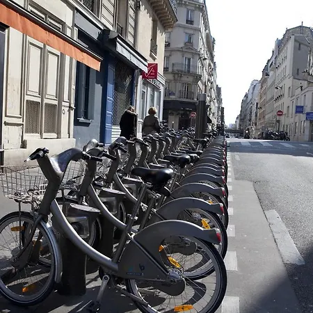 Oops! Latin Quarter By Hiphophostels-3