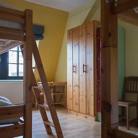 Hostel Louise 20-3