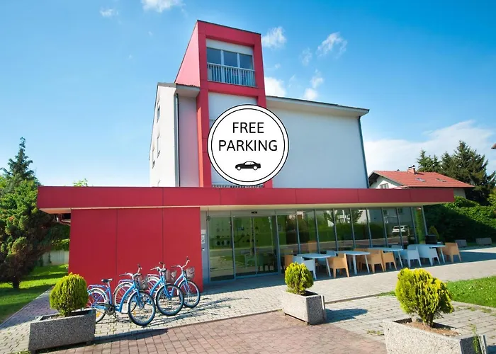Simbol Rooms With Free Private Parking Laibach
