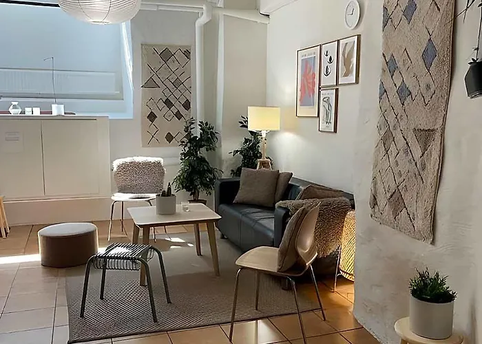 Hostel Nomad Cave Stockholm